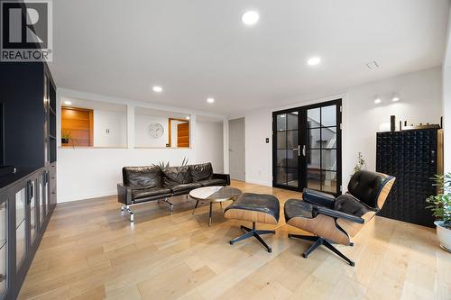 Recreation/entertainment space on the lower level - 1632 Griffiths Place, West Kelowna, BC - Indoor