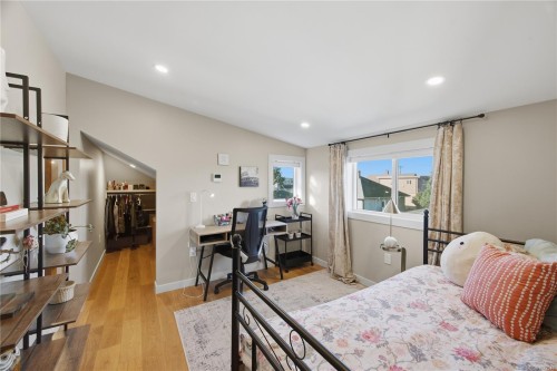 525 Sumas St, Victoria, BC 