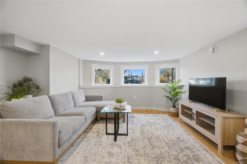 525 Sumas St, Victoria, BC 