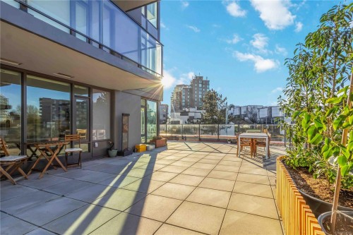 308-369 Tyee Rd, Victoria, BC - Outdoor