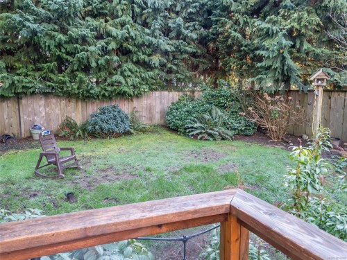 5997/6001 Hammond Bay Rd, Nanaimo, BC - Outdoor