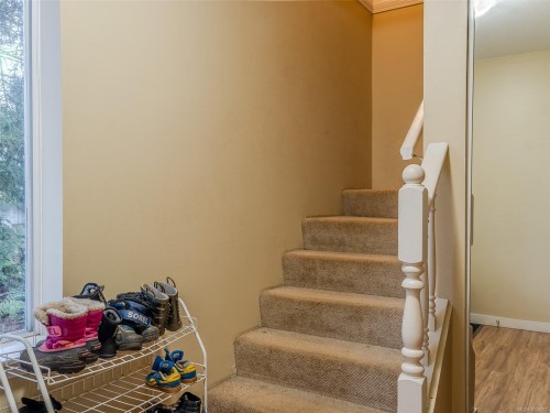 5997/6001 Hammond Bay Rd, Nanaimo, BC - Indoor Photo Showing Other Room