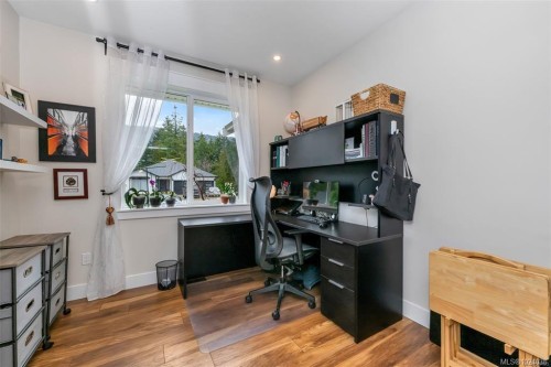 168 Edgewood Dr, Lake Cowichan, BC 