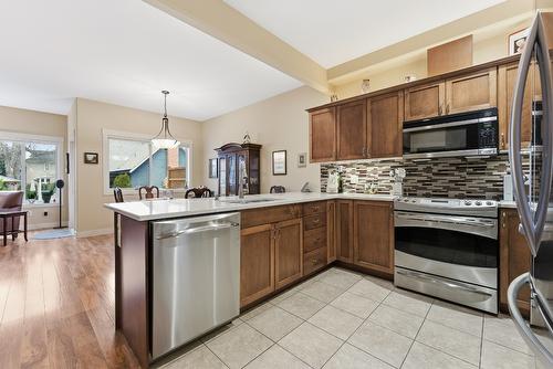 3-4610 20 Street, Vernon, BC - Indoor Photo Showing Kitchen