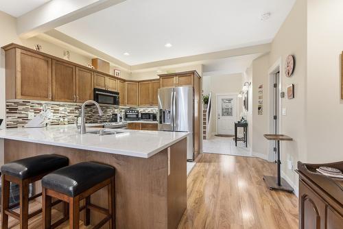 3-4610 20 Street, Vernon, BC - Indoor Photo Showing Kitchen With Double Sink With Upgraded Kitchen