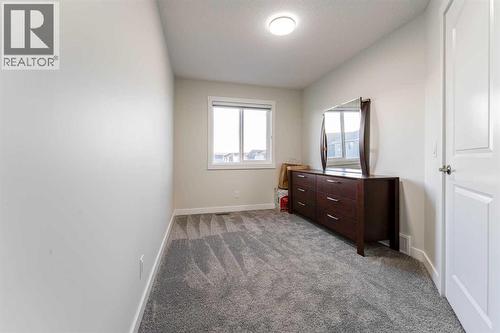 449 Chinook Winds View Sw, Airdrie, AB - Indoor Photo Showing Other Room