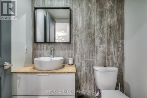 710 - 75 Weldrick Road E, Richmond Hill, ON - Indoor Photo Showing Bathroom