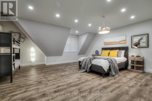 710 - 75 Weldrick Road E, Richmond Hill, ON - Indoor Photo Showing Bedroom