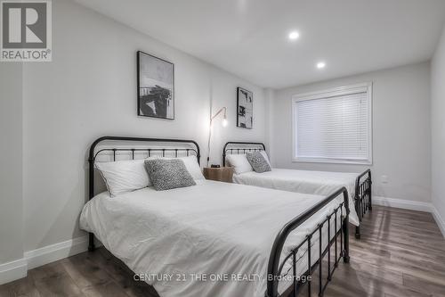 710 - 75 Weldrick Road E, Richmond Hill, ON - Indoor Photo Showing Bedroom