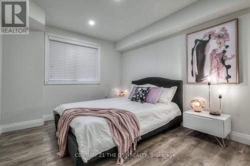 710 - 75 Weldrick Road E, Richmond Hill, ON - Indoor Photo Showing Bedroom