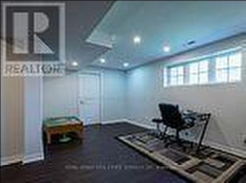 19 Callander Crescent, New Tecumseth, ON - Indoor Photo Showing Other Room