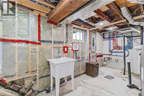 9 Admiral Road, St. Catharines, ON - Indoor Photo Showing Basement