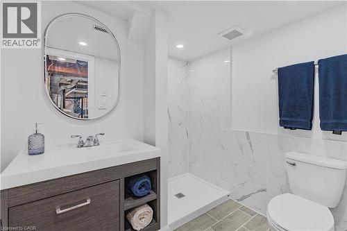 9 Admiral Road, St. Catharines, ON - Indoor Photo Showing Bathroom