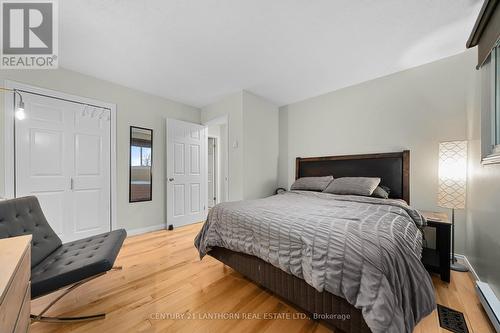 212 Main Street, Deseronto (Deseronto (Town)), ON - Indoor Photo Showing Bedroom