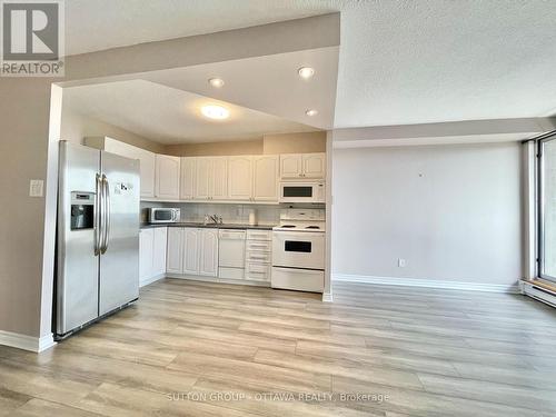 1908 - 900 Dynes Road, Ottawa, ON - Indoor Photo Showing Kitchen