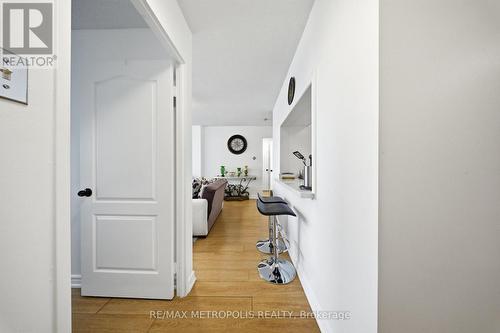 1501 - 11 Townsgate Drive, Vaughan, ON - Indoor Photo Showing Other Room