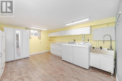 Laundry Room - 112 Tecumseth Pines Drive, New Tecumseth, ON - Indoor Photo Showing Laundry Room