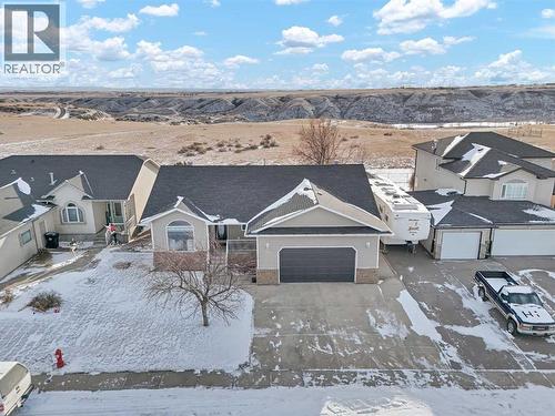 122 Redcliff Way Sw, Redcliff, AB - Outdoor