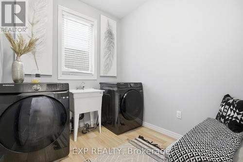 31 Miranda Path, Woolwich, ON - Indoor Photo Showing Laundry Room