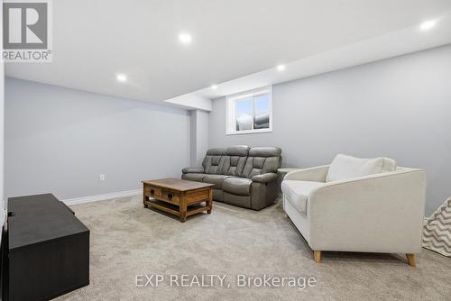 31 Miranda Path, Woolwich, ON - Indoor