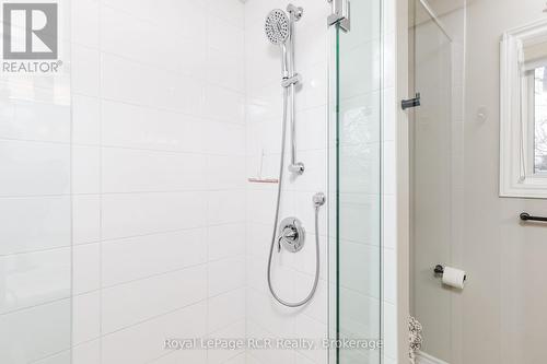 160 Preservation Road, Collingwood, ON - Indoor Photo Showing Bathroom