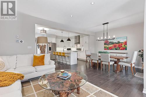 160 Preservation Road, Collingwood, ON - Indoor Photo Showing Living Room