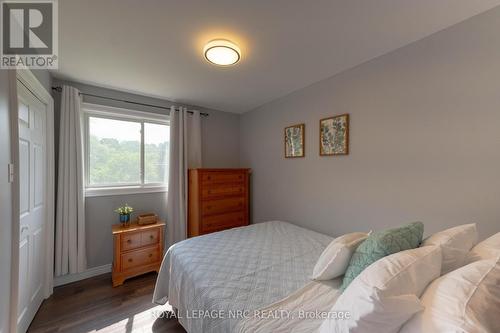 146 Four Mile Creek Road, Niagara-On-The-Lake (St. Davids), ON - Indoor Photo Showing Bedroom
