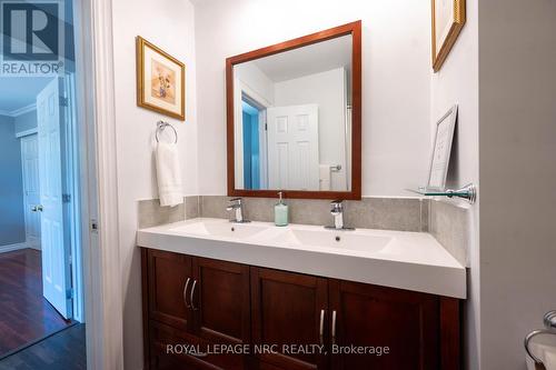 146 Four Mile Creek Road, Niagara-On-The-Lake (St. Davids), ON - Indoor Photo Showing Bathroom