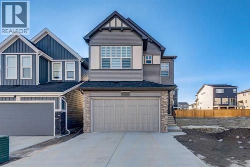 29 Marmot Passage NW  Calgary, AB T3R 2J3