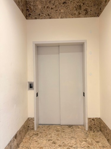 Commerce - 107-4055 Rue Ste-Catherine O., Westmount, QC - Indoor Photo Showing Other Room