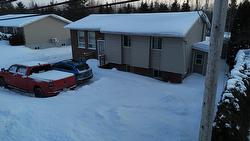 1382 Rue du Boulevard  Saguenay (Laterrière), QC G7N 1J8