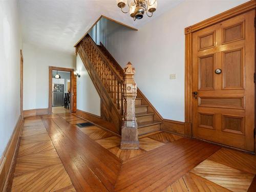 251 Victoria Street E, Amherst, NS 