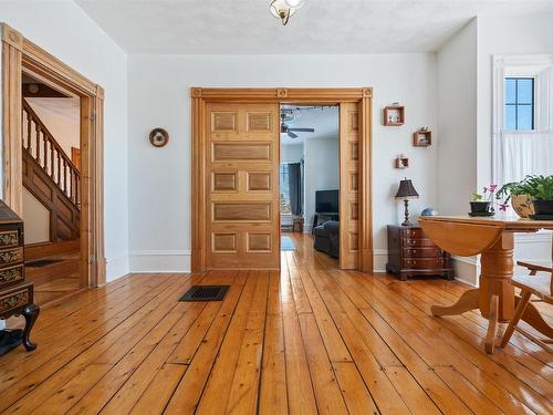 251 Victoria Street E, Amherst, NS 