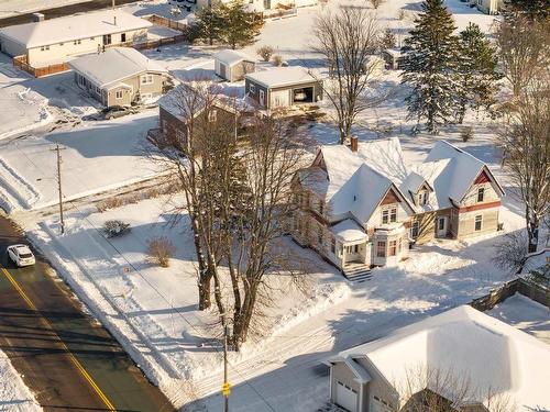 251 Victoria Street E  Amherst, NS B4H 1Z1