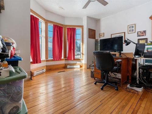 251 Victoria Street E, Amherst, NS 