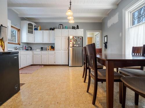 251 Victoria Street E, Amherst, NS 