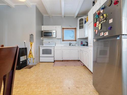 251 Victoria Street E, Amherst, NS 