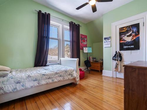 251 Victoria Street E, Amherst, NS 