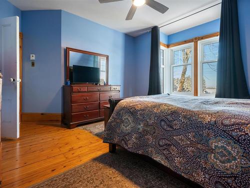 251 Victoria Street E, Amherst, NS 