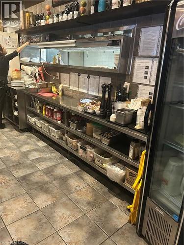 1500 Upper Middle Road W, Oakville, ON 