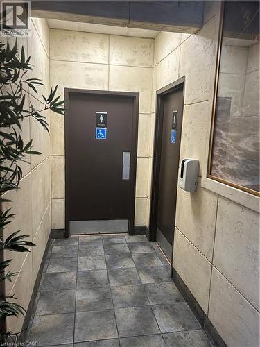 1500 Upper Middle Road W, Oakville, ON 