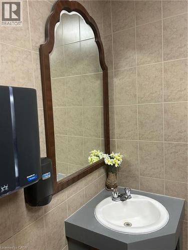 1500 Upper Middle Road W, Oakville, ON 