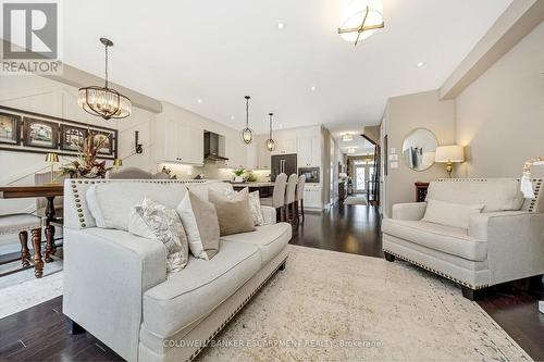107 Taylor Avenue, Guelph/Eramosa, ON - Indoor Photo Showing Living Room