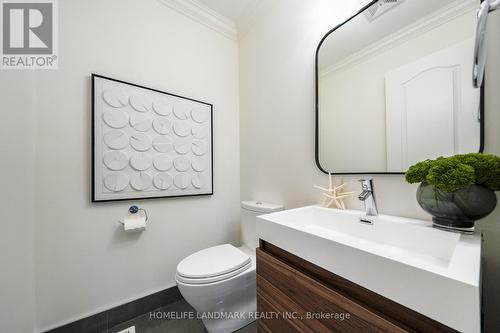 26 Monaco Crescent, Richmond Hill, ON - Indoor Photo Showing Bathroom