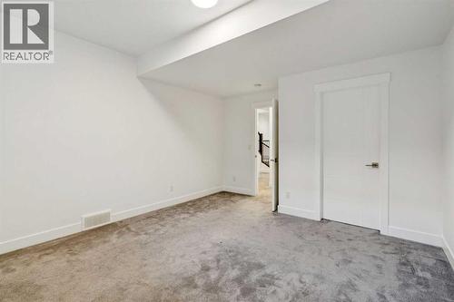 2409 28 Avenue Sw, Calgary, AB - Indoor Photo Showing Other Room