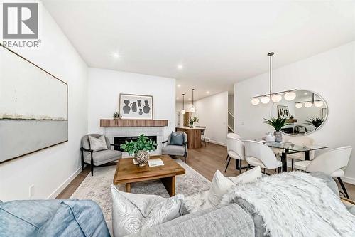 8530 Bowness Road Nw, Calgary, AB - Indoor Photo Showing Living Room