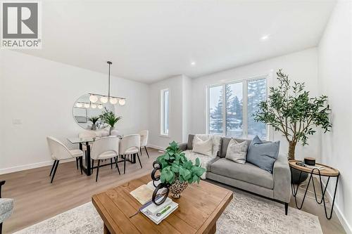 8530 Bowness Road Nw, Calgary, AB - Indoor Photo Showing Living Room