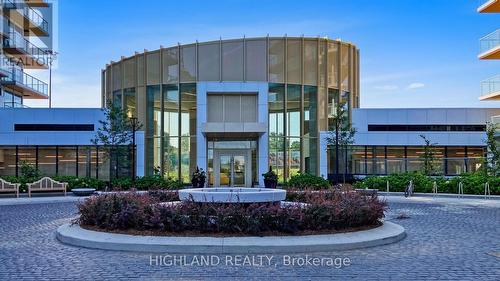 608 - 25 Mcmahon Drive, Toronto, ON - Outdoor