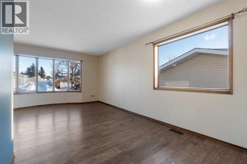27 Tressa Street, Swan Hills, AB - Indoor Photo Showing Other Room