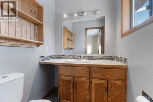 27 Tressa Street, Swan Hills, AB - Indoor Photo Showing Bathroom